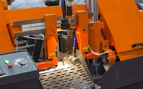 松山湖管委会龙门带锯床具备哪些优点？